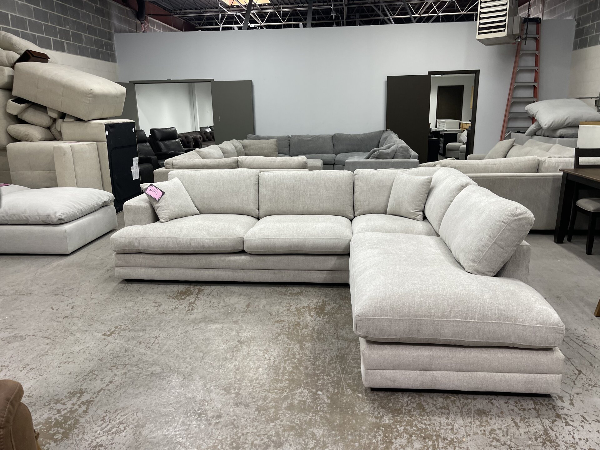 Derry Fabric Sectional - New