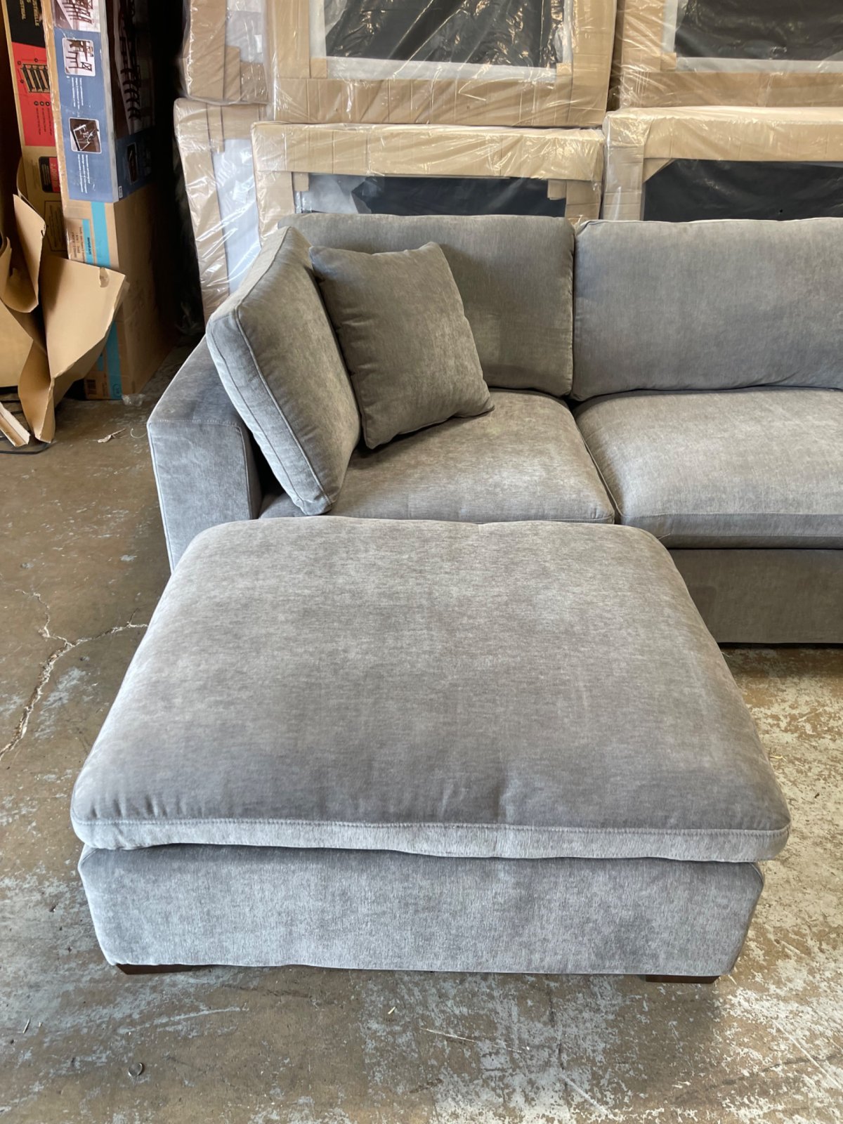 Thomasville Lowell 6-piece Fabric Modular Sectional, Dark Gray - Image 10