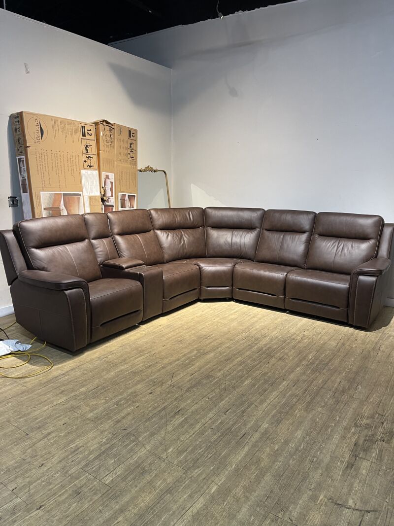 Flexsteel Griffin Leather Power Reclining Sectional Couch - Image 4