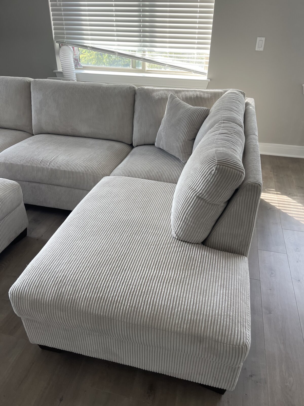 Thomasville Artesia Corduroy Fabric Sectional With Ottoman Cream - Image 2