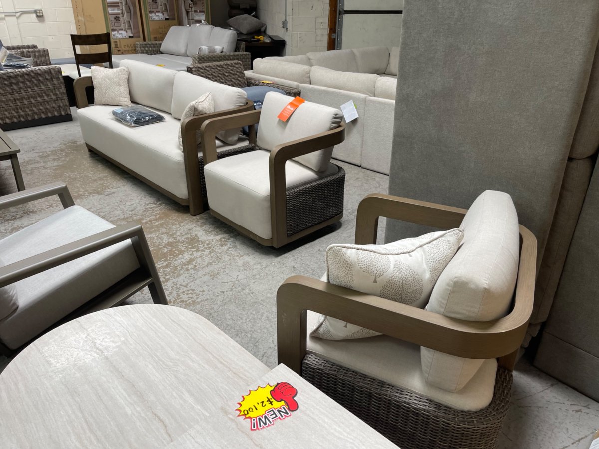 Agio Phoenix 5-piece Outdoor Patio Seating Set - Image 1
