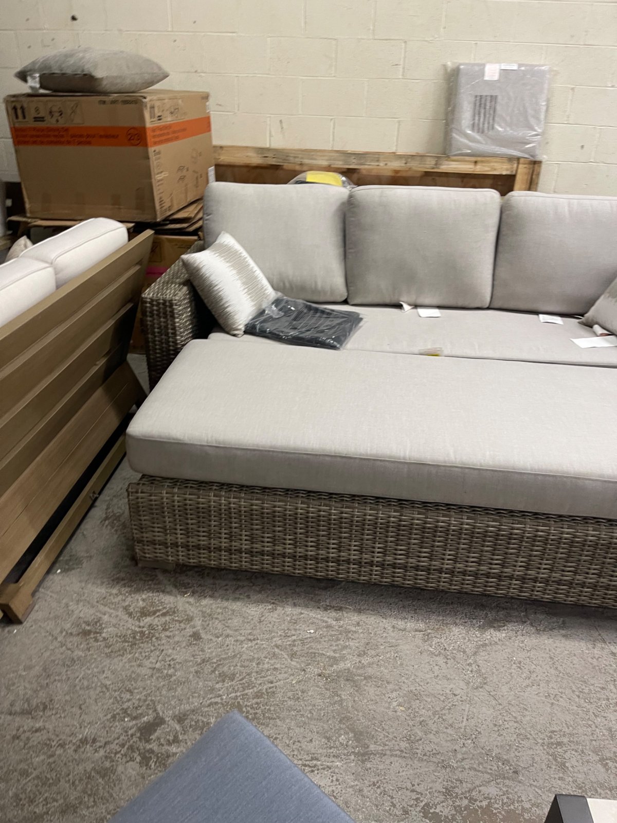 Thomasville Dillard Convertible Outdoor Patio Sofa Set - Photo 2